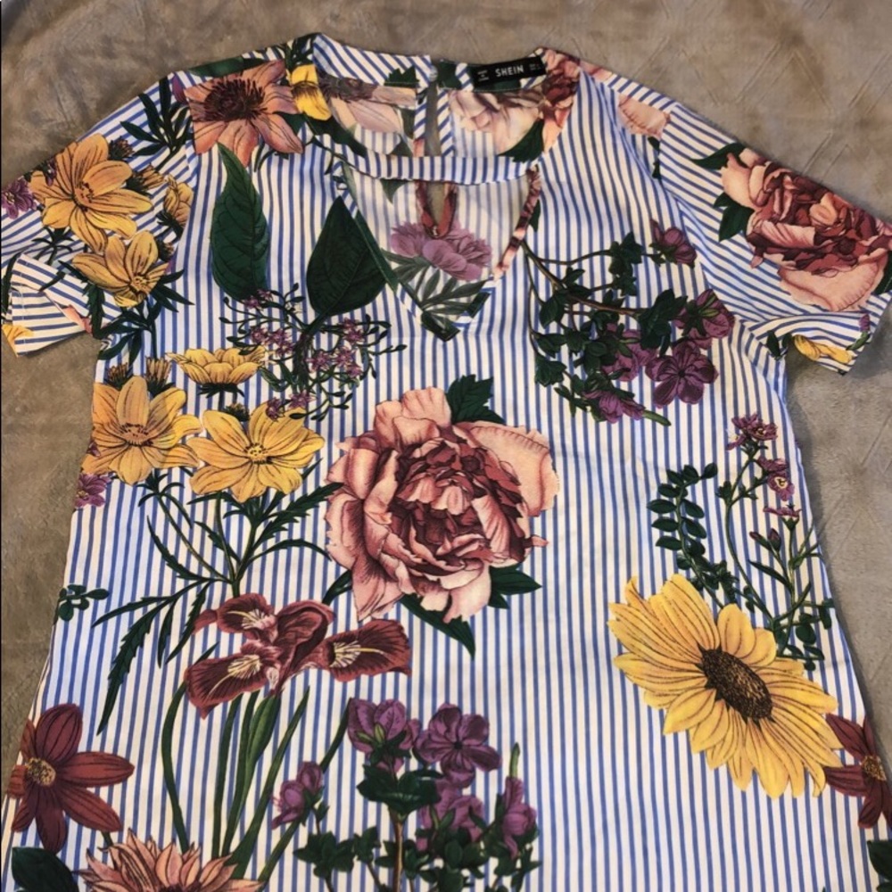Flower Choker Top